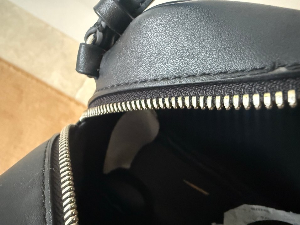 Calvin Klein Jeans Siyah-Beyaz Çapraz Çanta — görsel 3/5
