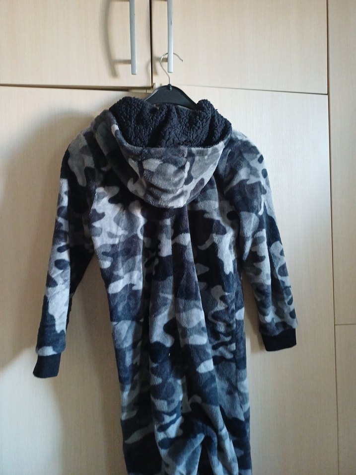 Erkek Çocuk Gri Kamuflaj Desenli tulum - Görsel 2