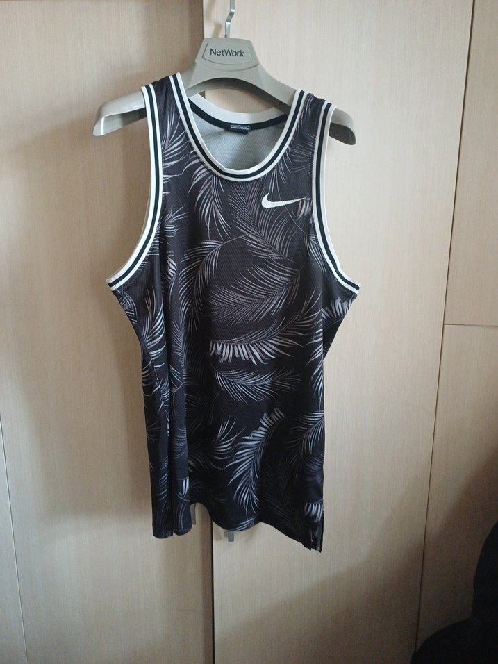 bayan Siyah V Yaka Baskılı Atlet - Görsel 2