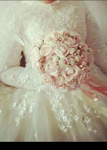 Kelebek desenli Uzun Kollu Beyaz Prenses Gelinlik - Görsel 3