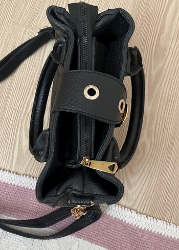 Siyah Deri Tokalı Kadın Çanta - Görsel 7