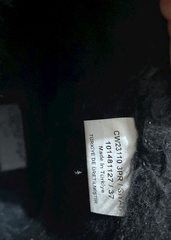 Siyah Kürklü Kadın Bot - Görsel 3