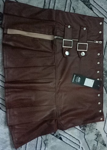 Kemer Detaylı Kahverengi Deri Mini Etek - Görsel 3