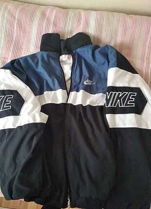Nike mevsimlik