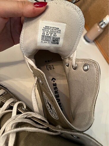 37 Beden haki Renk Haki converse