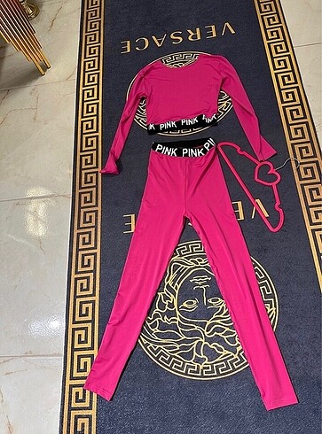 Pink tayt takım