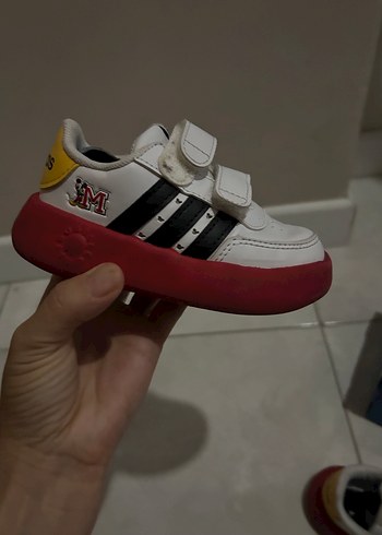 Beyaz Erkek Çocuk Spor Ayakkabı