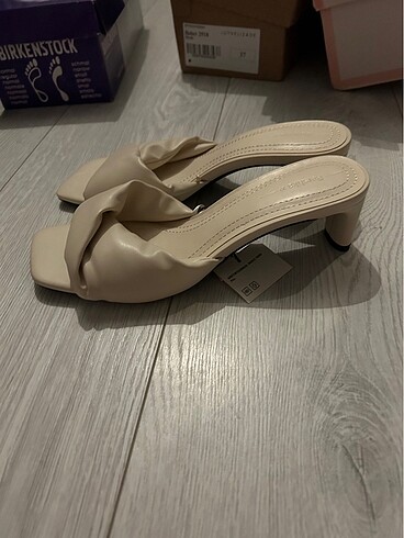 Bershka Terlik