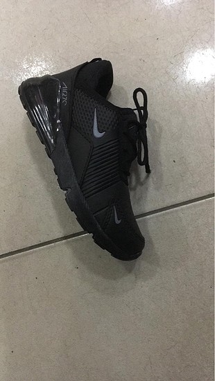 Spor ayakkabı