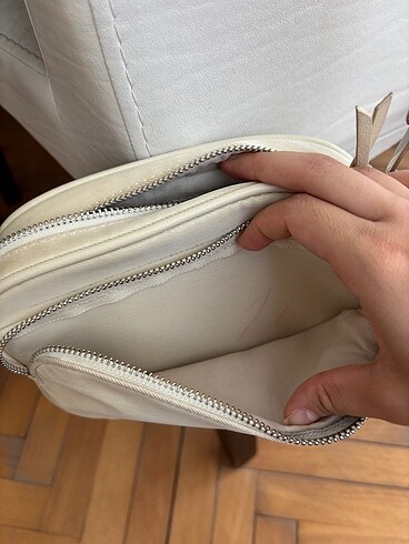 Beden Stradivarius krem renk çanta