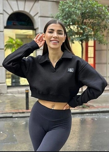 Calvin Klein Calvin clein crop model sweet 