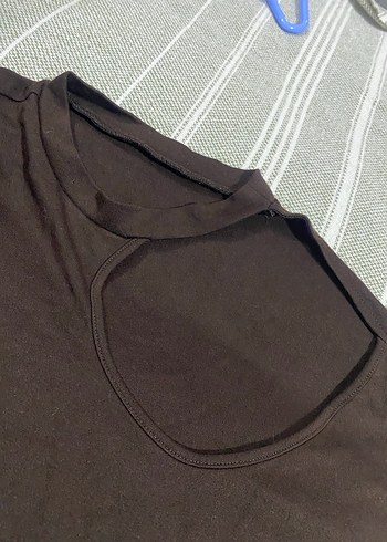 Kahverengi Uzun Kollu Tişört - Görsel 3