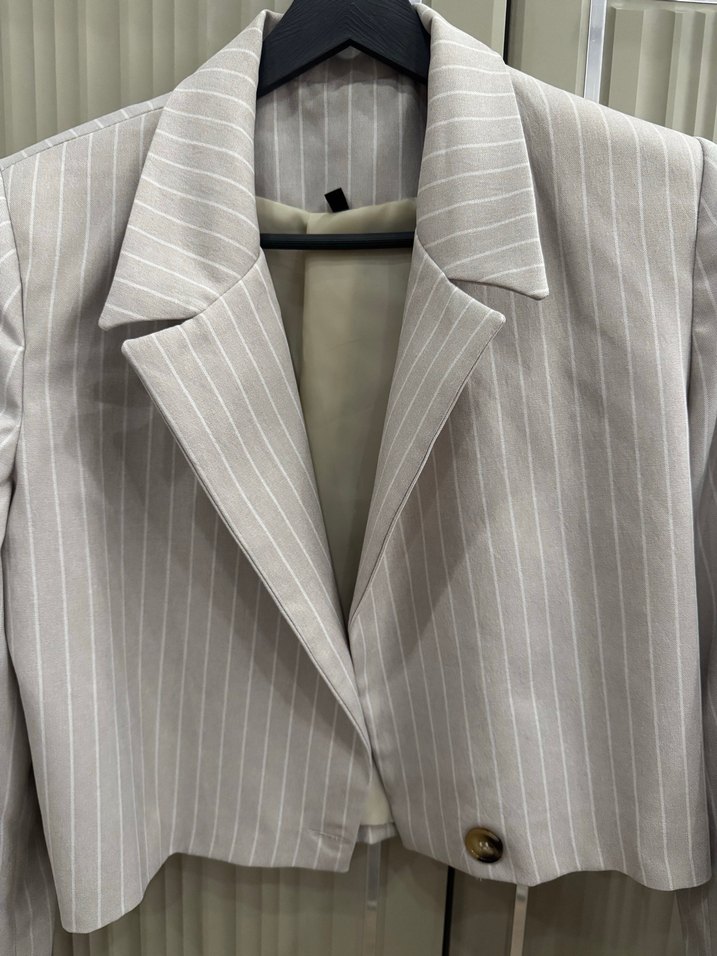 Crop blazer ceket - Görsel 2