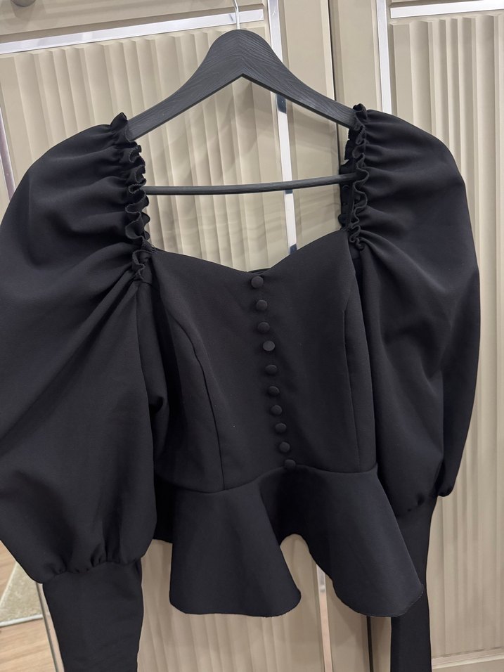 Siyah klasik bluz - Görsel 3
