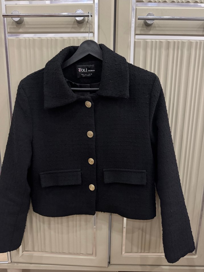 Düğmeli Siyah Mini Yün Kadın Ceket - Görsel 2