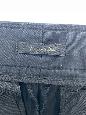 34 Beden siyah Renk Massimo Dutti Düz Kesim %70 İndirimli.