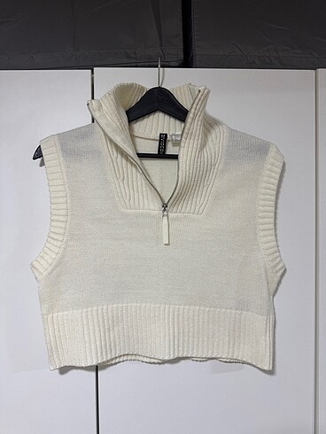 H&M Crop Süveter