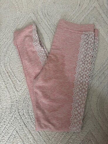 Pembe tayt