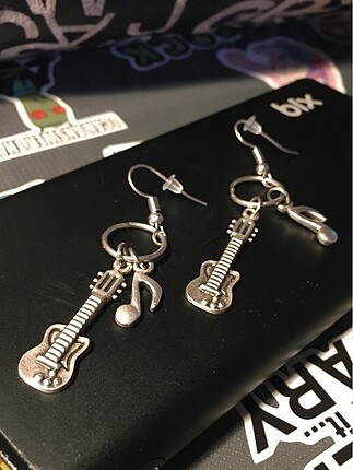 Diğer Gitar Küpe