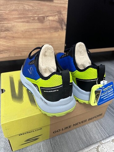 42.5 Beden mavi Renk Skechers ayakkabı