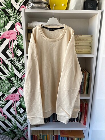 Zara Sweatshirt