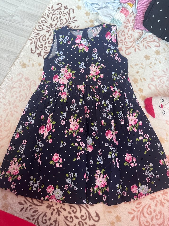 Kız Çocuk Kolsuz Elbise - Görsel 3