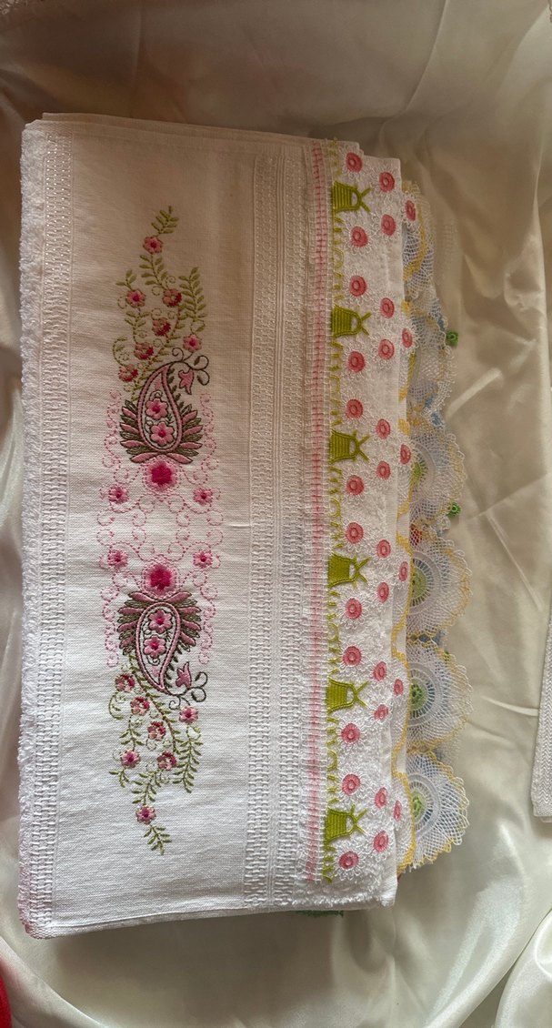 Nakışlı Çok Renkli iğne oyası Havlu - Görsel 5