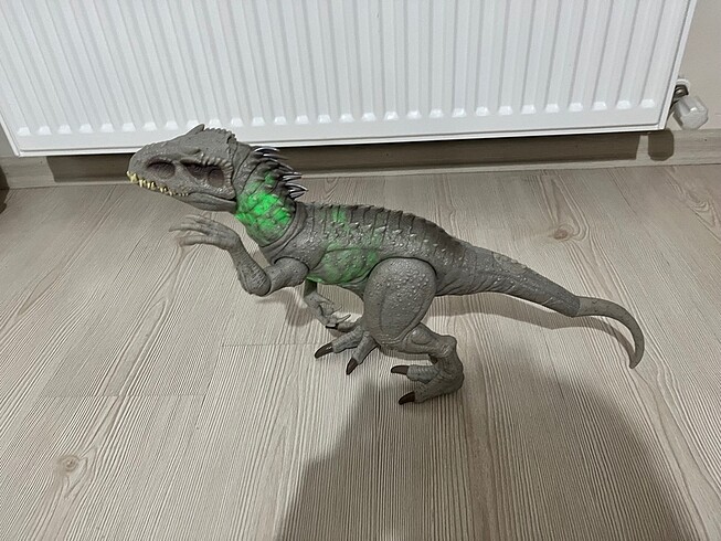 Kamuflaj dinozor