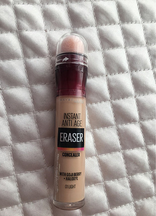 universal Beden Maybelline ınstant antı age eraser 01 light