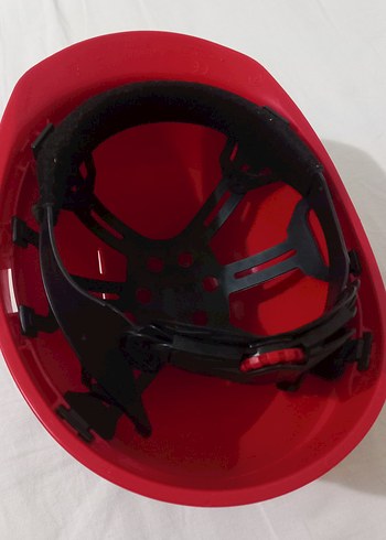 Kırmızı Baret - Görsel 2