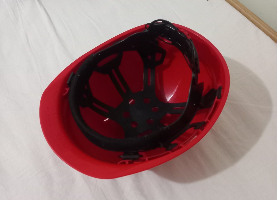 Kırmızı Baret - Görsel 5