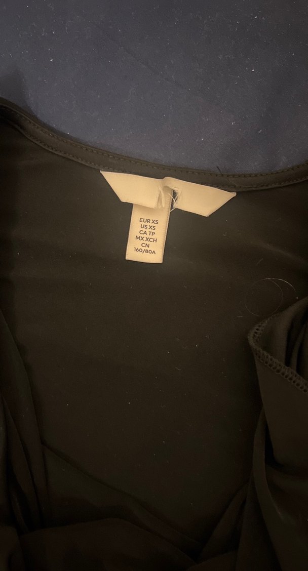 Uzun Kollu Siyah Hamile V Yakalı Bluz - Görsel 2