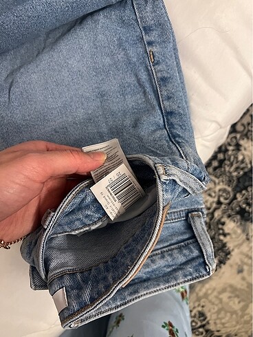 27 Beden mavi Renk Jeansss