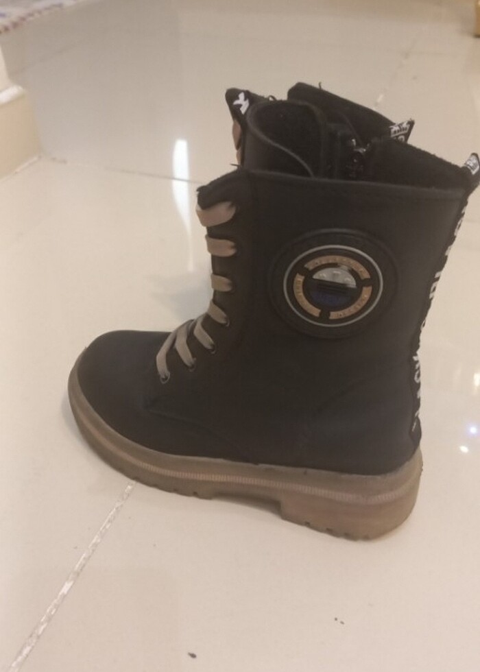 Kiz cocuk botu - Görsel 2