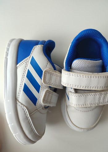 21 Beden beyaz Renk Adidas Beyaz Erkek Çocuk Spor Ayakkabı Velcro