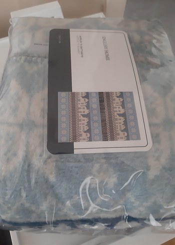 English Home Desenli Akrilik TV Battaniyesi - Görsel 5