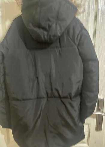 Kürklü Siyah uzun kız cocuk mont - Görsel 2