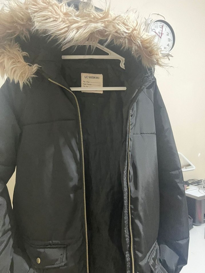 Kürklü Siyah uzun kız cocuk mont - Görsel 4