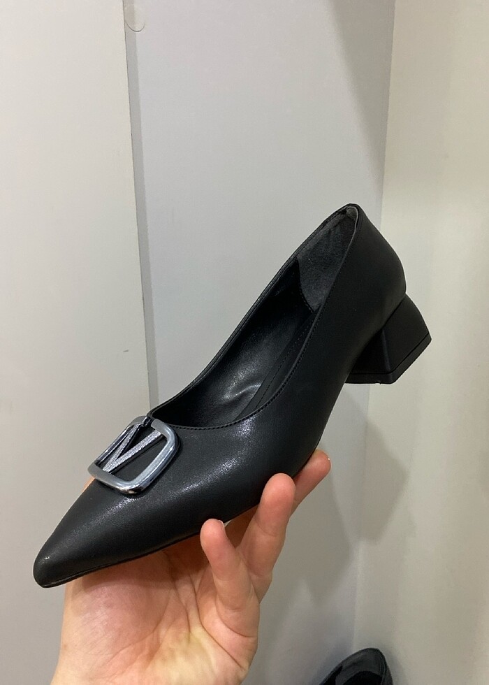 Topuklu ayakkabı - Görsel 3