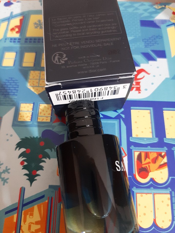 Dior Sauvage Erkek Parfümü Siyah - Görsel 3