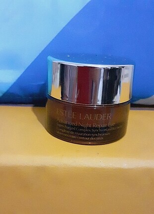 Estee lauder 