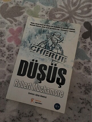 DÜŞÜŞ -ROBERT MUCHAMORE