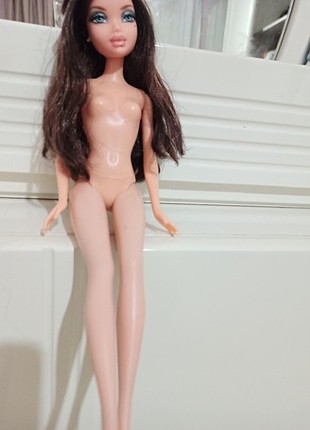 Barbie bebek