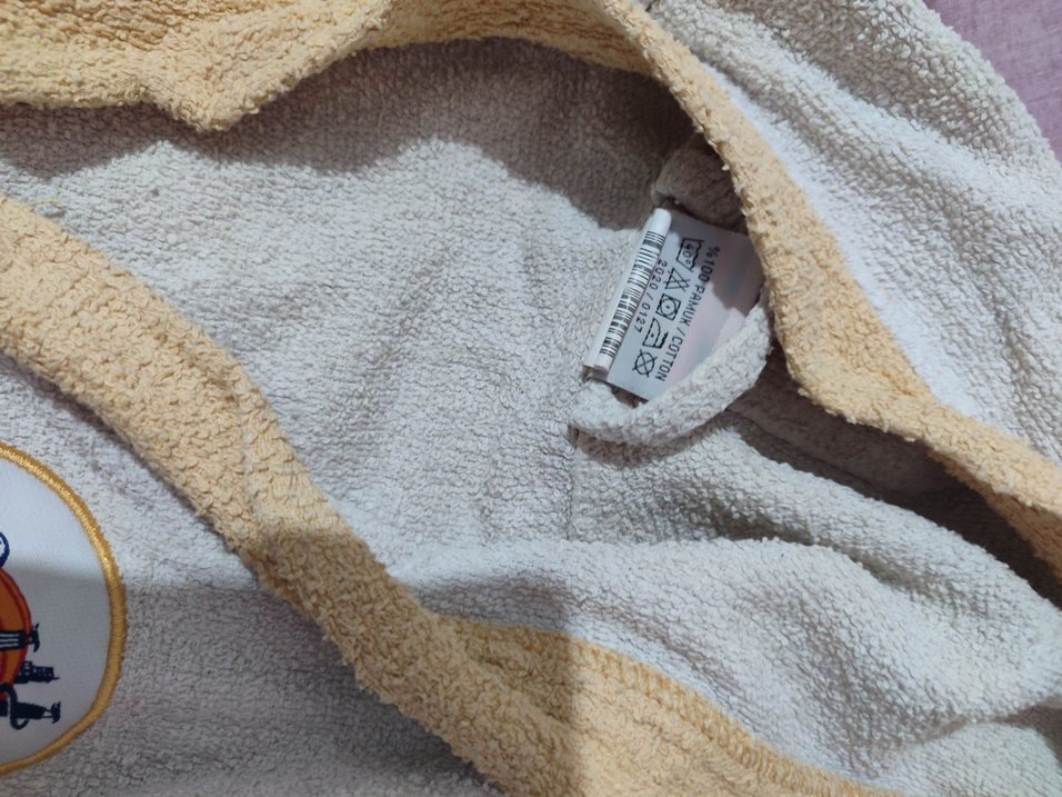 Kapüşonlu Erkek Çocuk Bornoz - Baskılı - Görsel 3