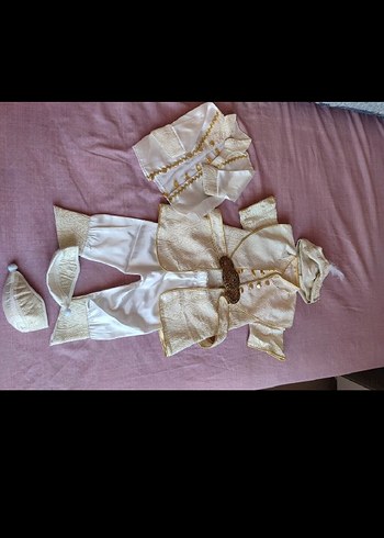 Dantelli Nakışlı Beyaz Çocuk Takımı - Görsel 2