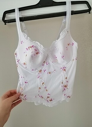 Bralet takım