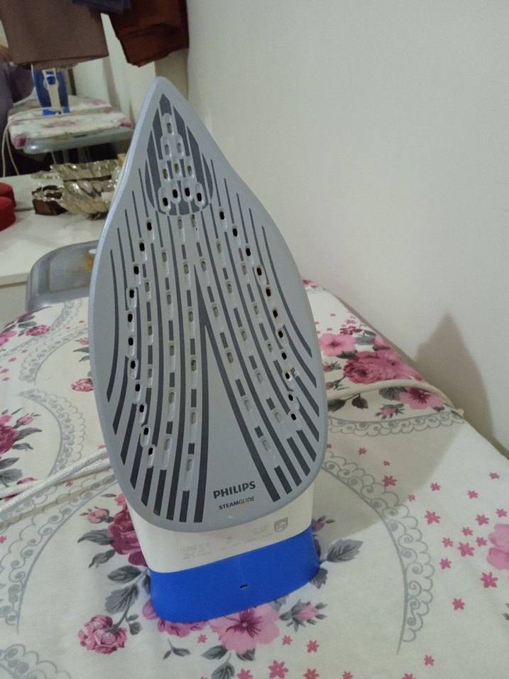 Philips Mavi Buharlı Ütü - Görsel 3