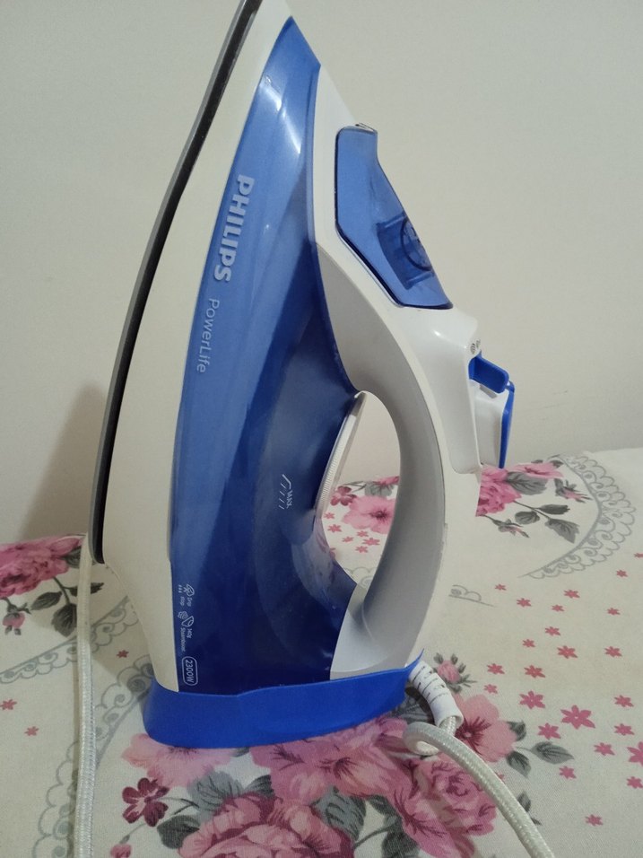 Philips Mavi Buharlı Ütü - Görsel 4