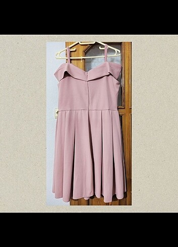 Madonna Yaka Pileli Kısa Abiye Elbise - Görsel 5