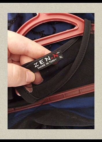 Omuz Detaylı Asimetrik Lacivert Abiye Elbise  - Görsel 7